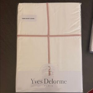 Yves Delorme Twin Duvet Cover - White with Pink Trim